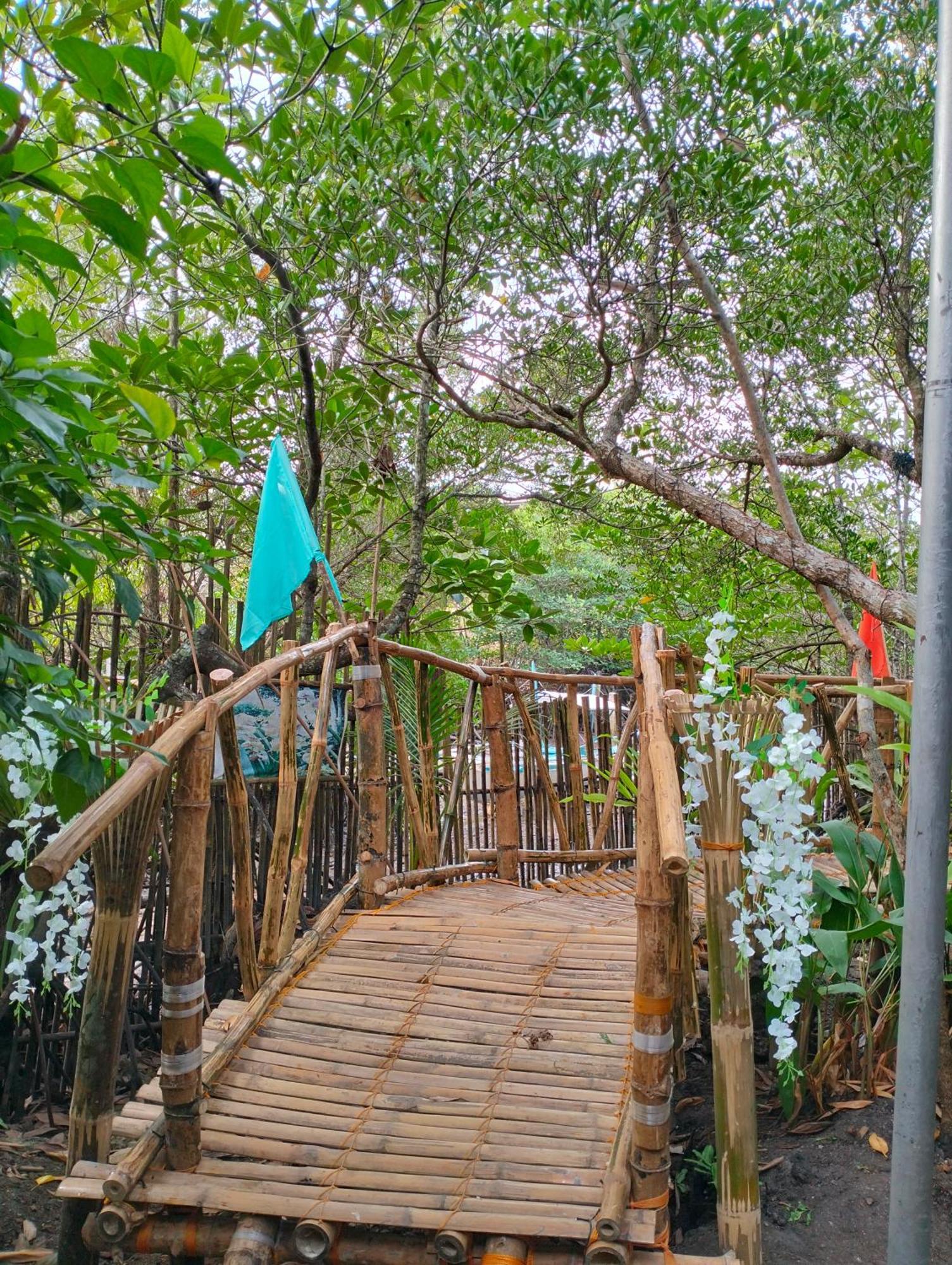 Ennas Place Coron Buitenkant foto